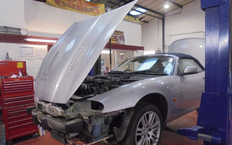 How to choose Classic Car Restoration Specialists