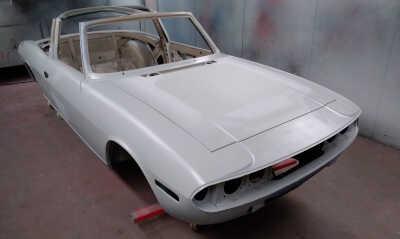 Car Resprays - Polyester Spray Filler Process - AM Restorations UK Ltd