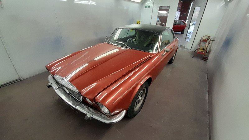 Minor Repair Projects – Daimler Double Six 15 – AM Restorations UK Ltd Minor Repair Projects - Daimler Double Six 15 - AM Restorations UK Ltd